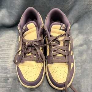 Nike Cream and Purple Athletic Shoes